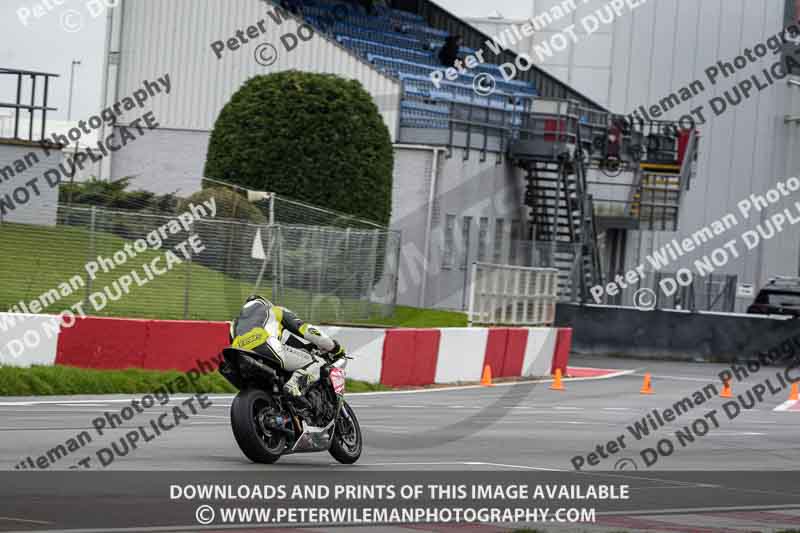 donington no limits trackday;donington park photographs;donington trackday photographs;no limits trackdays;peter wileman photography;trackday digital images;trackday photos